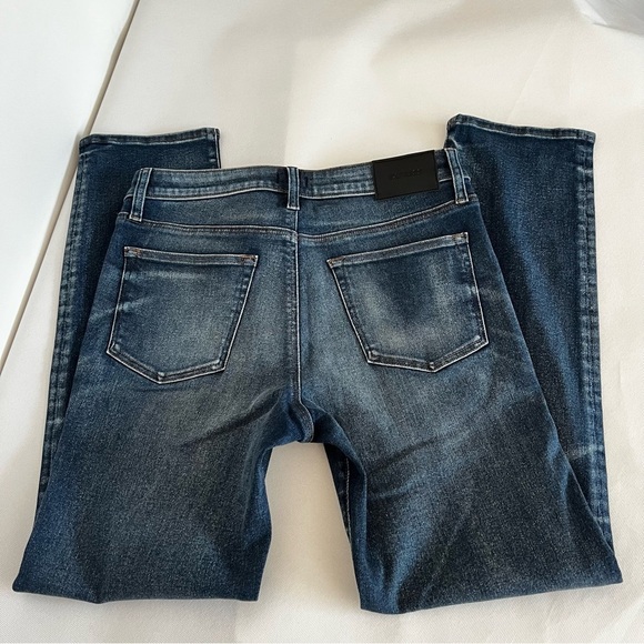 Express size 32 X 32 Slim Straight Evans Blue Denim Jeans Stretchy Distressed - Picture 3 of 6